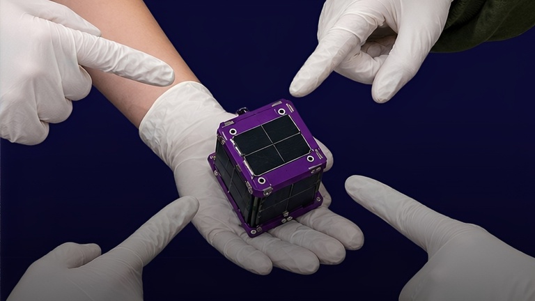Satélites construídos por estudantes de escolas públicas vão ao espaço