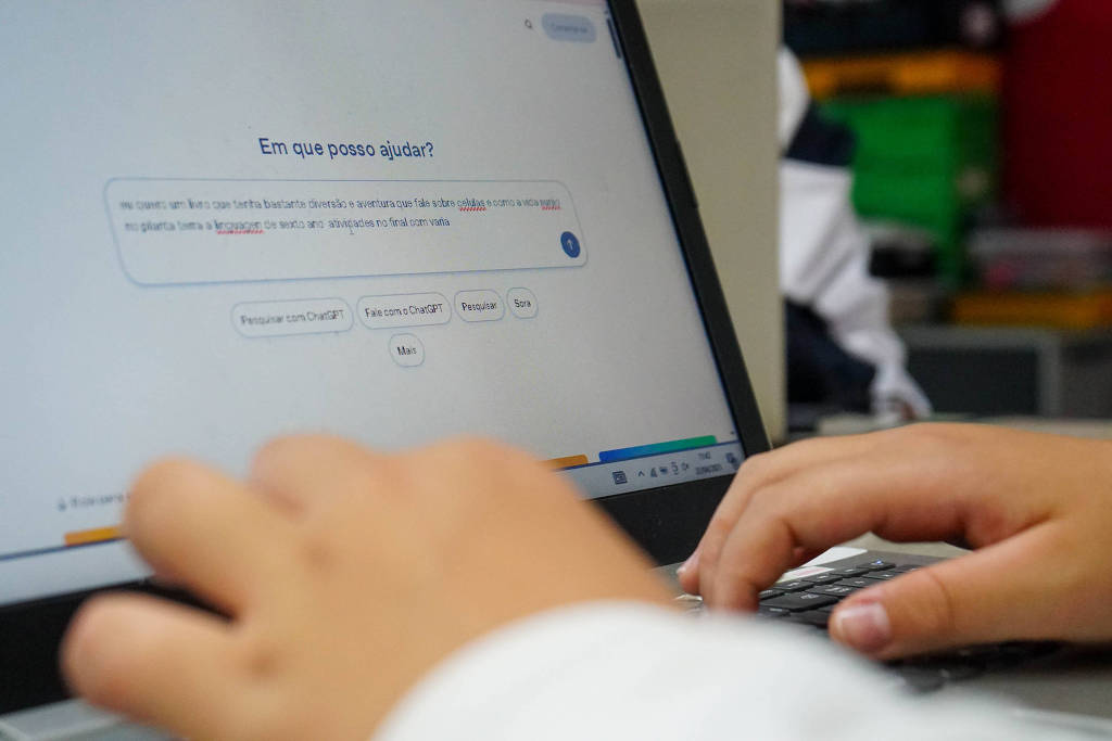 MEC vai homologar com mudanças parecer que cria regras para uso de inteligência artificial na educação