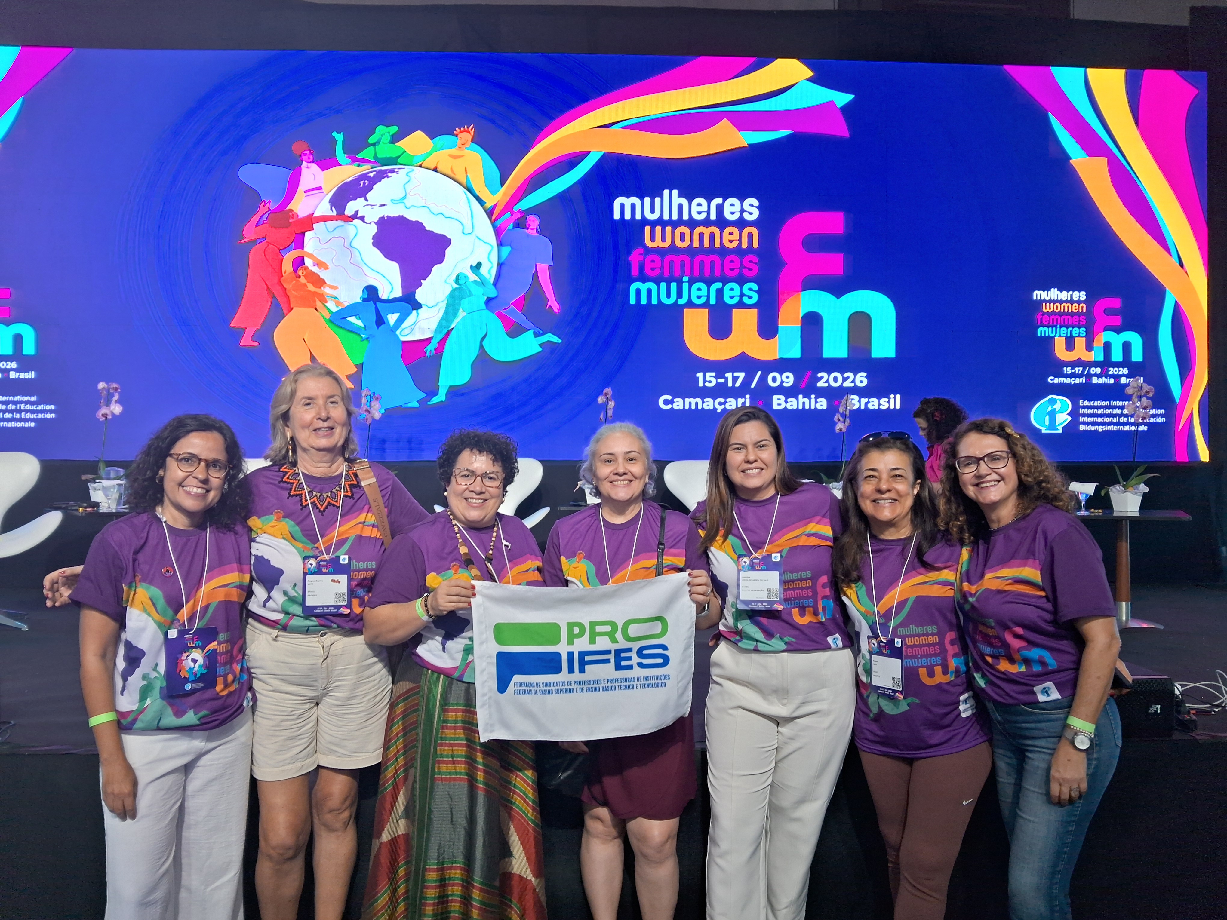 PROIFES comemora participação a 5ª Conferência Mundial de Mulheres, na Bahia